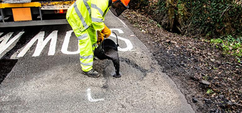 pothole-joint-and-surface-repair